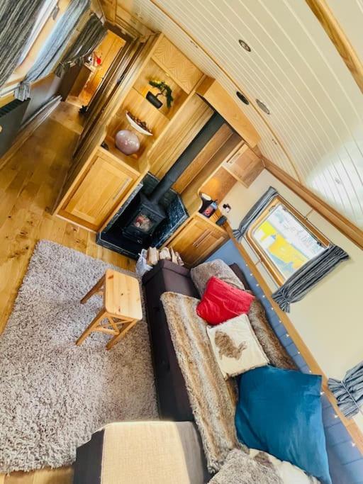 Lovely 2-bedroom Barge Brunswick Dock Liverpool! Botel Liverpool