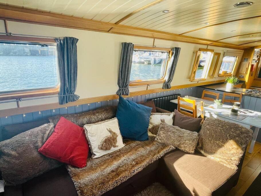 Lovely 2-bedroom Barge Brunswick Dock Liverpool! Liverpool
